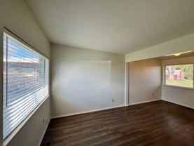 2012 N. Park Rd - Photo 1 of 1