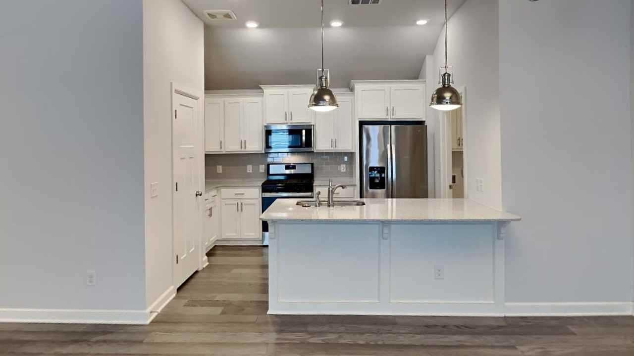 457 Compass Dr - Photo 7 of 24