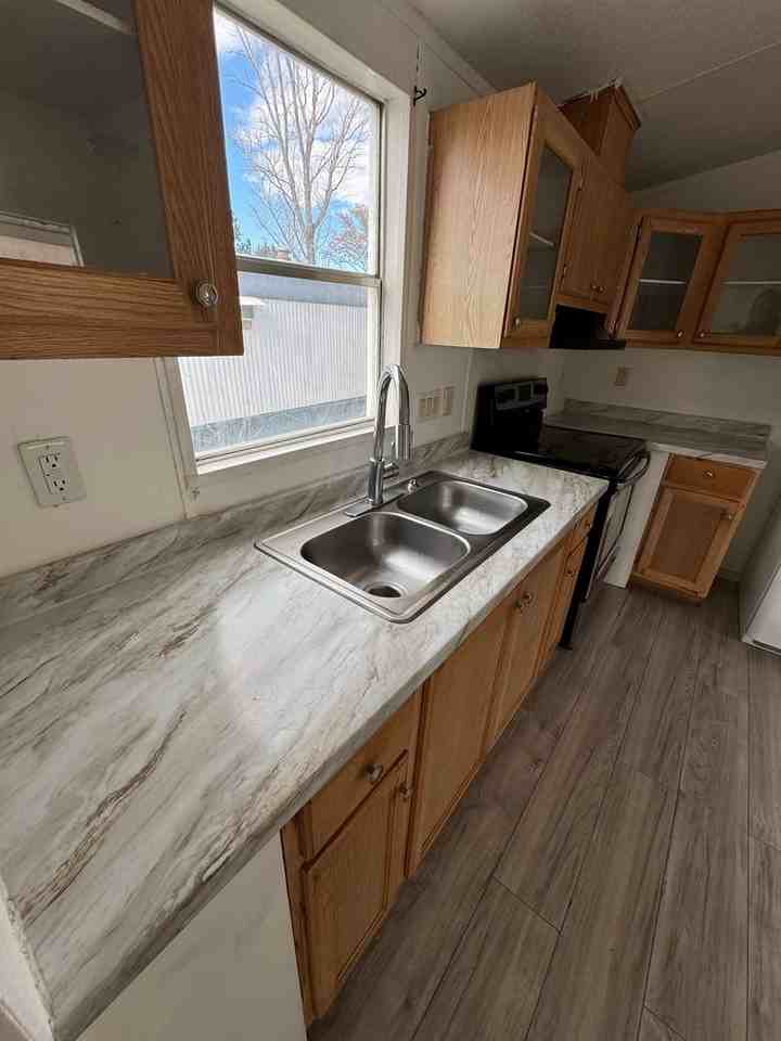 PMR Units - Photo 4 of 22