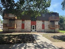 featured image of 909 Constitution St