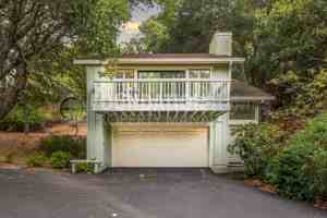 featured image of 10 Tanoak Ct