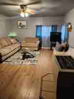 featured image of 27 S Elm St