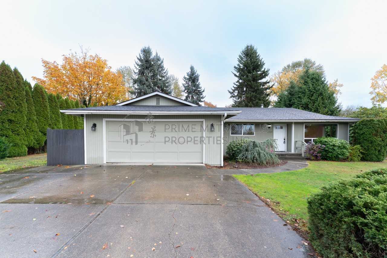 5924 114th Place Southeast - Photo 3 of 31