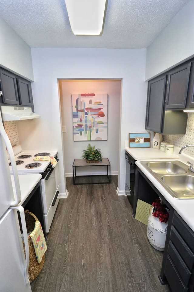 Archer Crossing Apartments - Photo 6 of 12