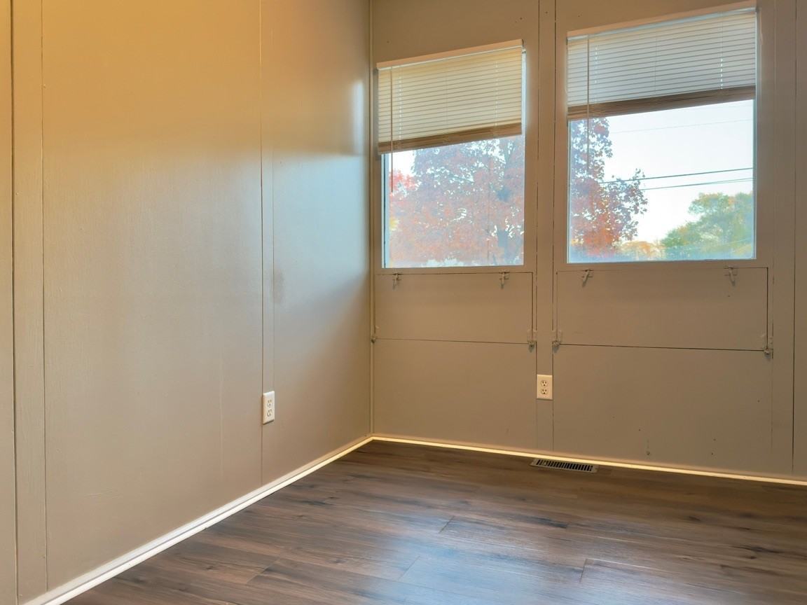 2312 Ridge Ave - Photo 5 of 22