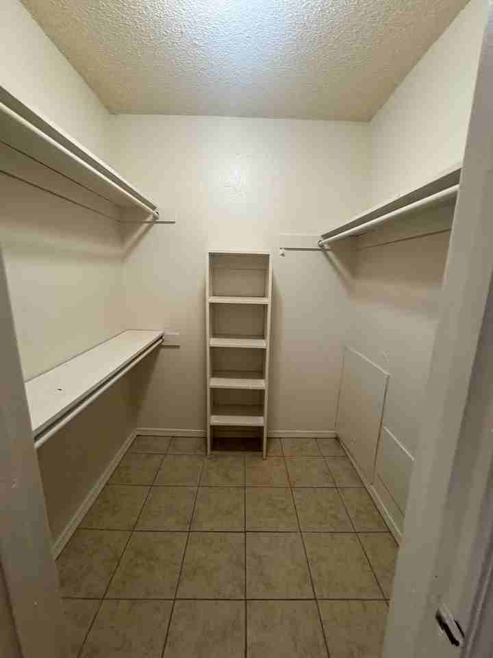 New Haven Apartments - Photo 6 of 8