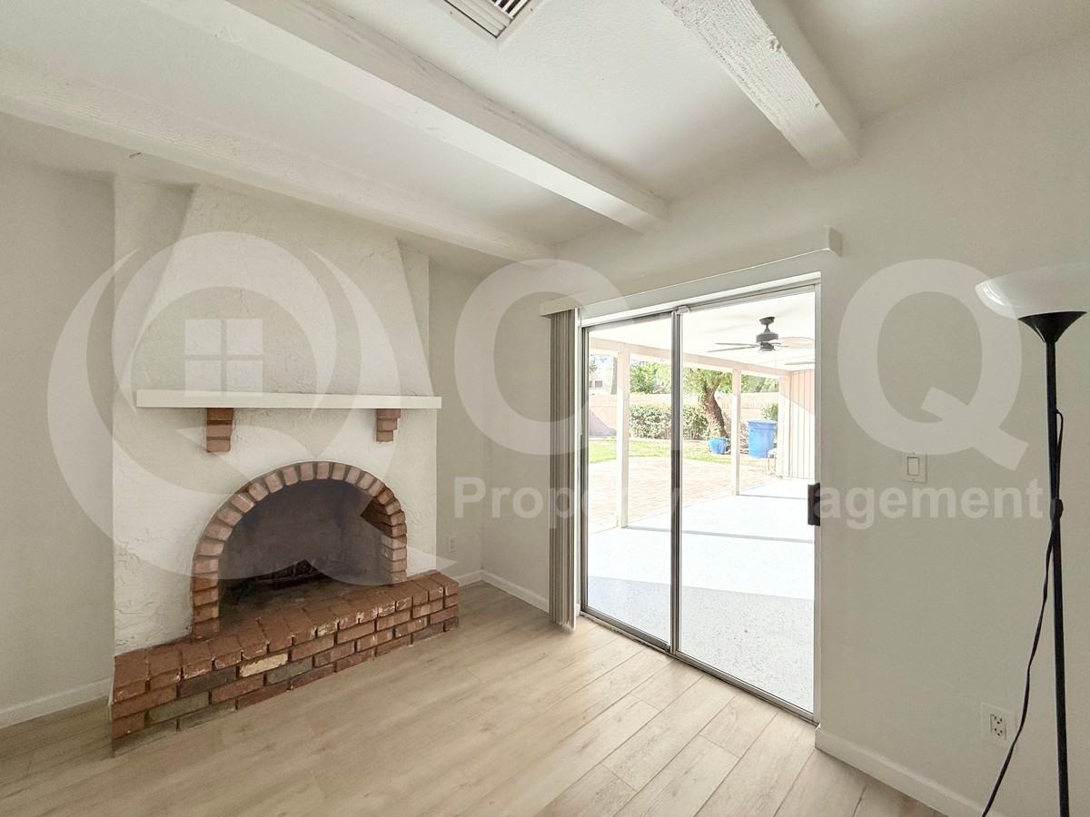 2119 E Concorda Dr - Photo 7 of 26