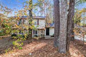 featured image of 662 Overlook Ct