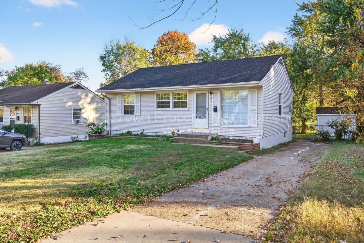 408 Crawford Rd - Photo 2 of 10