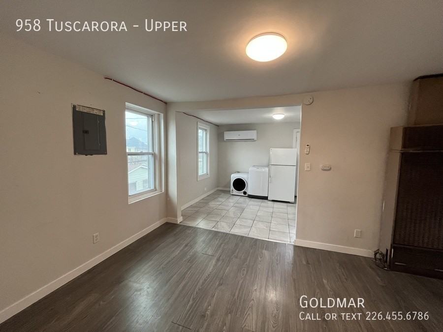 958 Tuscarora Street - Photo 4 of 13