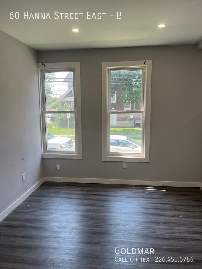 60 Hanna St E #B - Photo 3 of 6