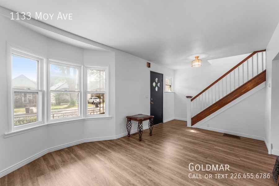 1133 Moy Ave - Photo 2 of 22