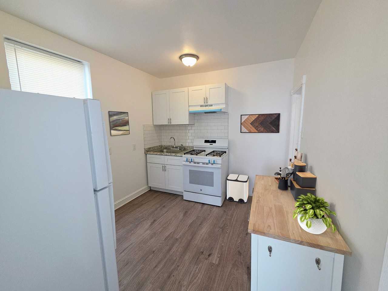 1234 W Allegheny Ave #3 - Photo 2 of 18