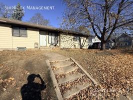 featured image of 426 9th Avenue South #2