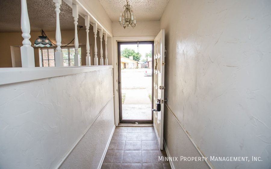 2325 81st Street - Photo 5 of 25