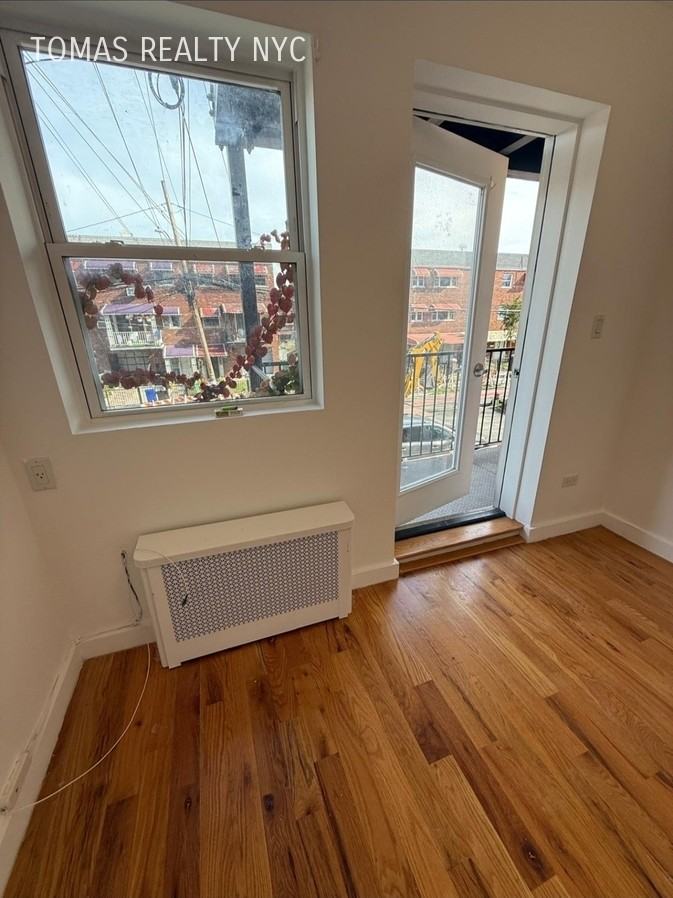 459 Commonwealth Ave - Photo 5 of 20