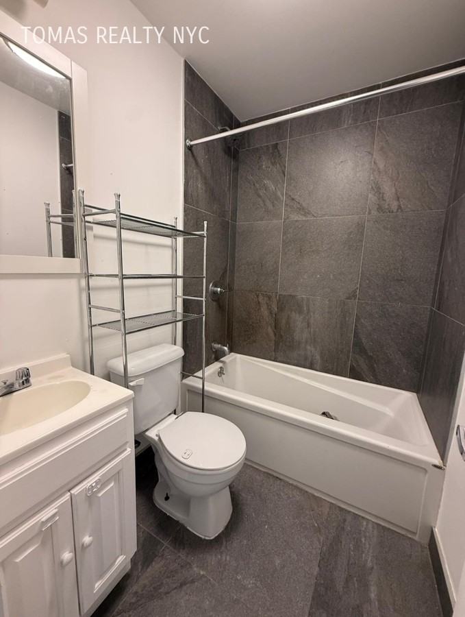 459 Commonwealth Ave - Photo 7 of 20