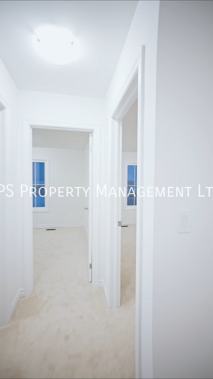 32 Bradden Cres - Photo 4 of 8