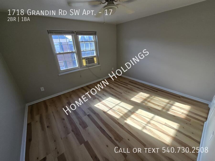 1718 Grandin Rd Sw #17 - Photo 5 of 15