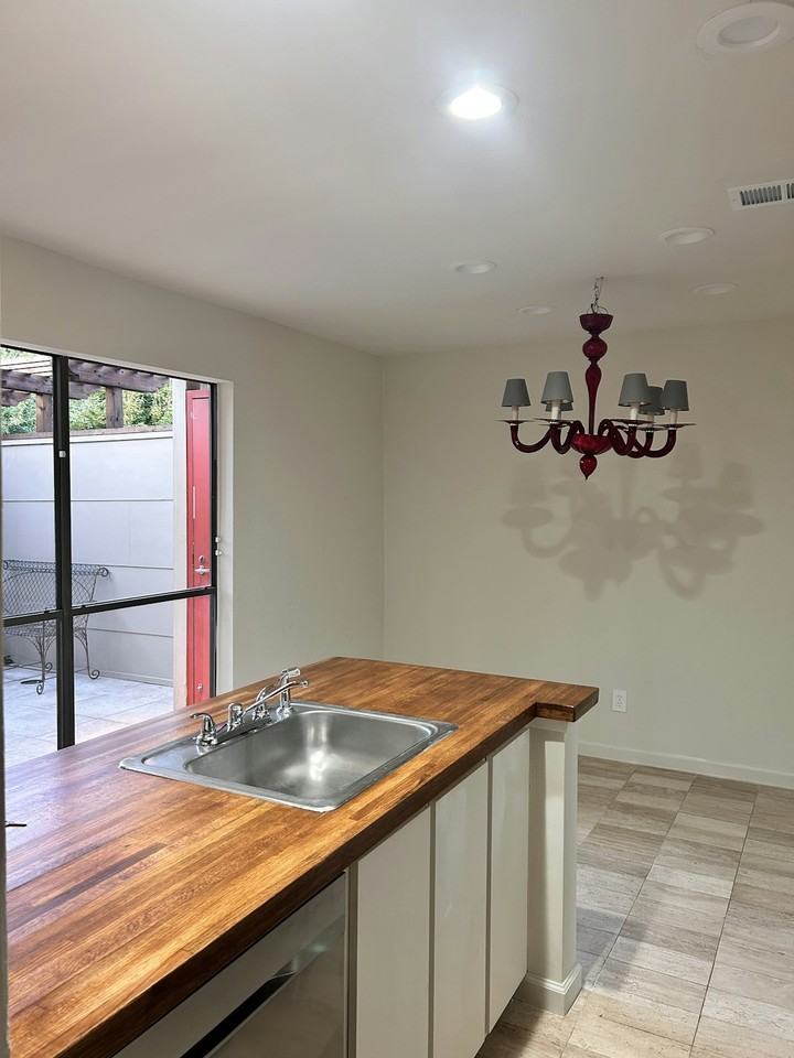 3919 Buena Vista Street - Photo 3 of 18