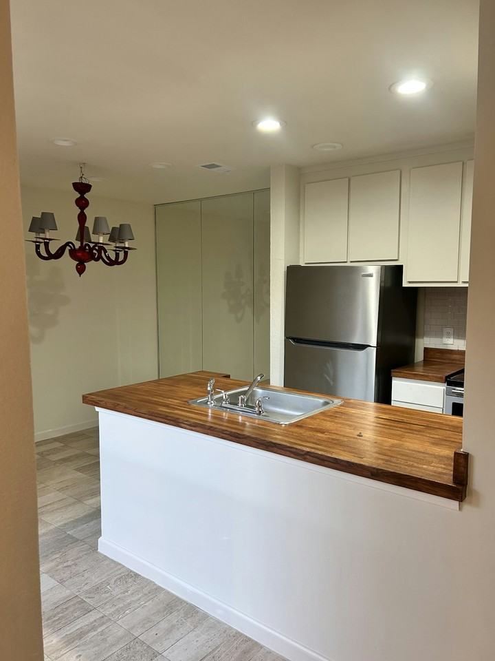 3919 Buena Vista Street - Photo 4 of 18