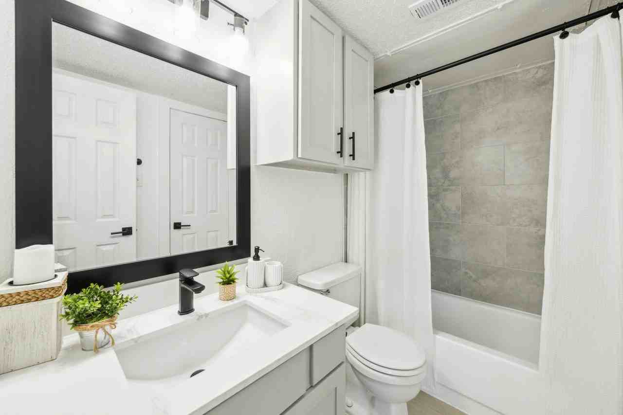 Brookbend - Photo 2 of 25