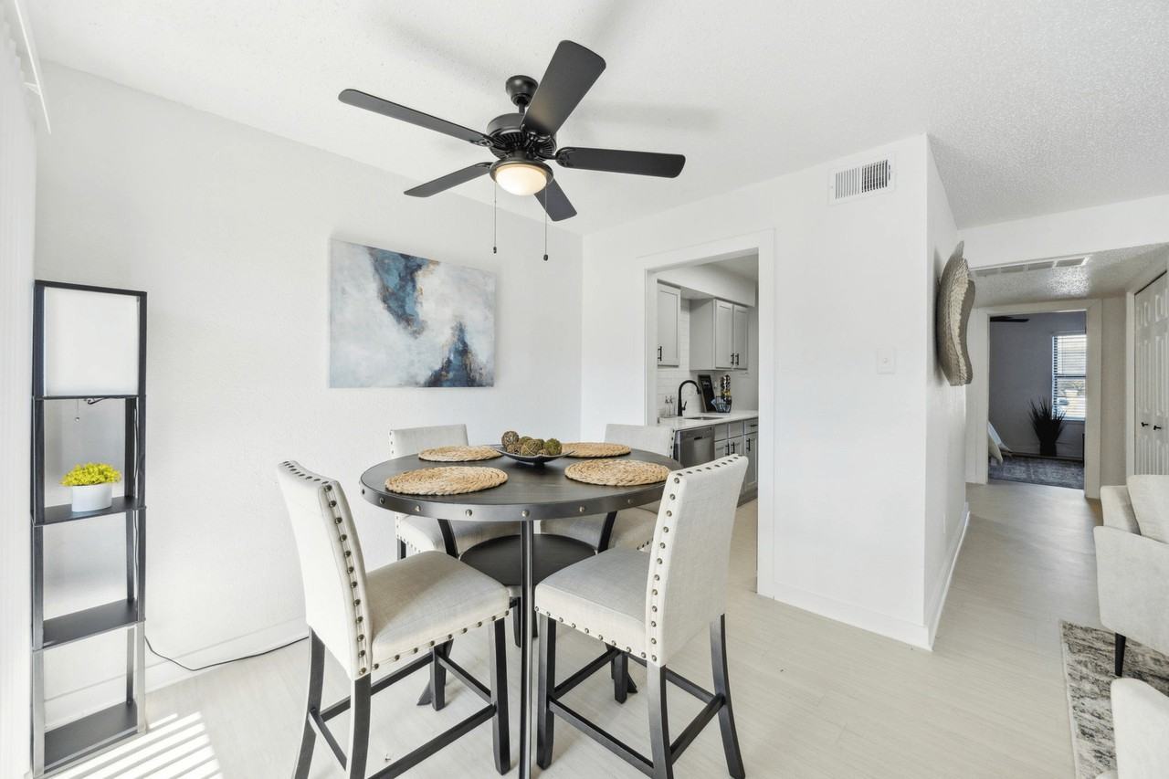 Brookbend - Photo 3 of 25