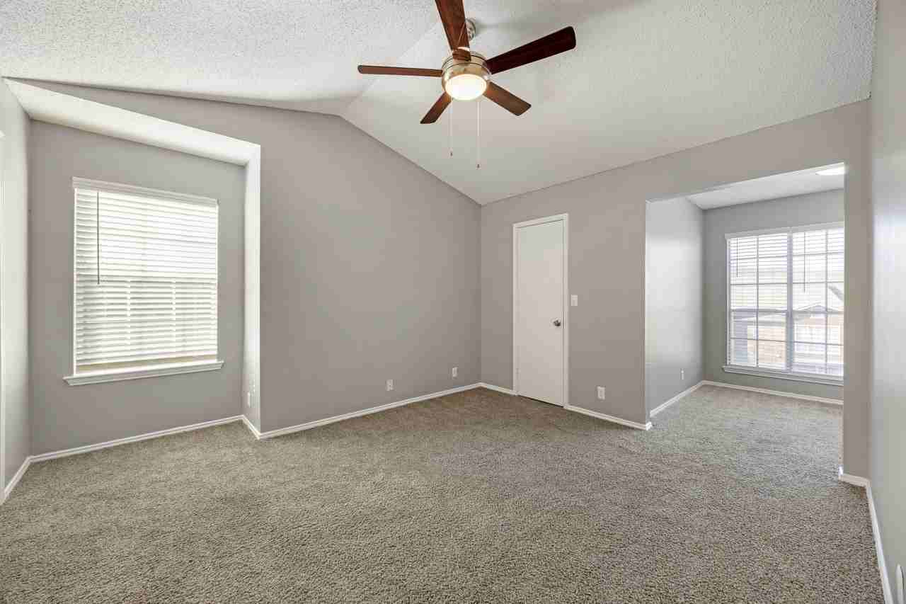 The Landry - Photo 6 of 16