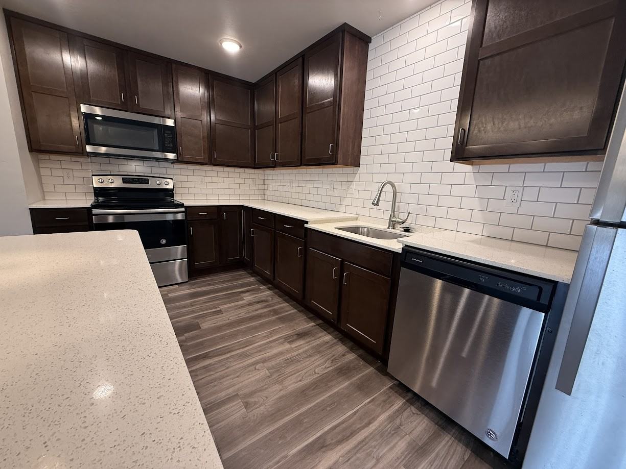 Stonewood Crossing - Photo 2 of 15