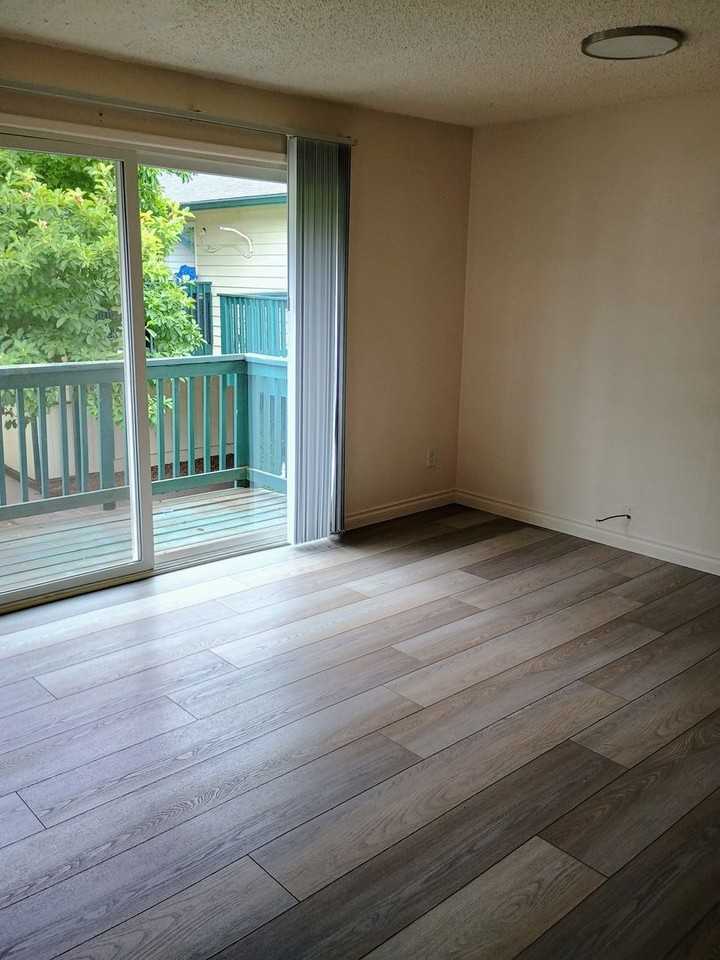 Tuscany Village - Photo 7 of 11