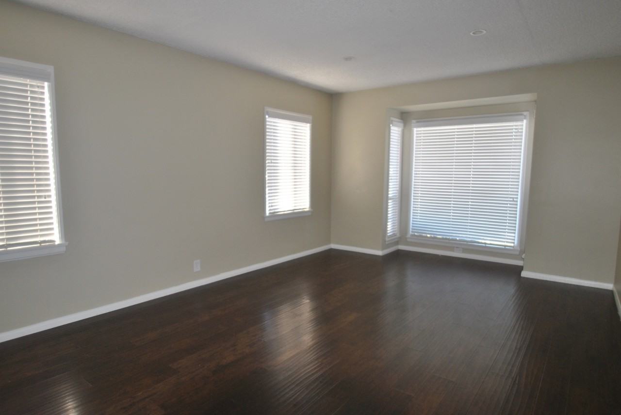 10736 Cassina Ave - Photo 2 of 16