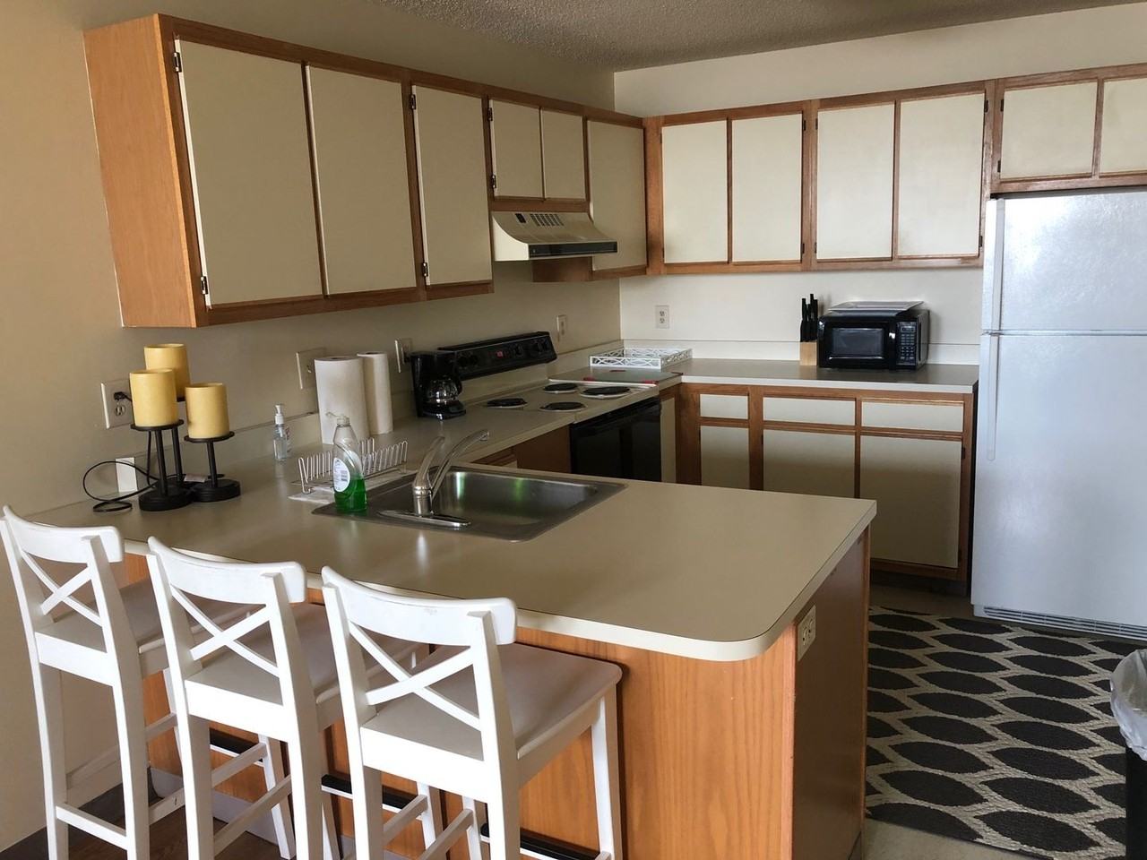 Park Towers II, LLC - Photo 4 of 11