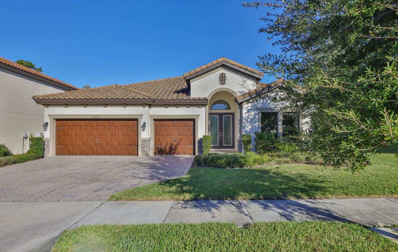 11653 Tallfield Ln - Photo 2 of 46