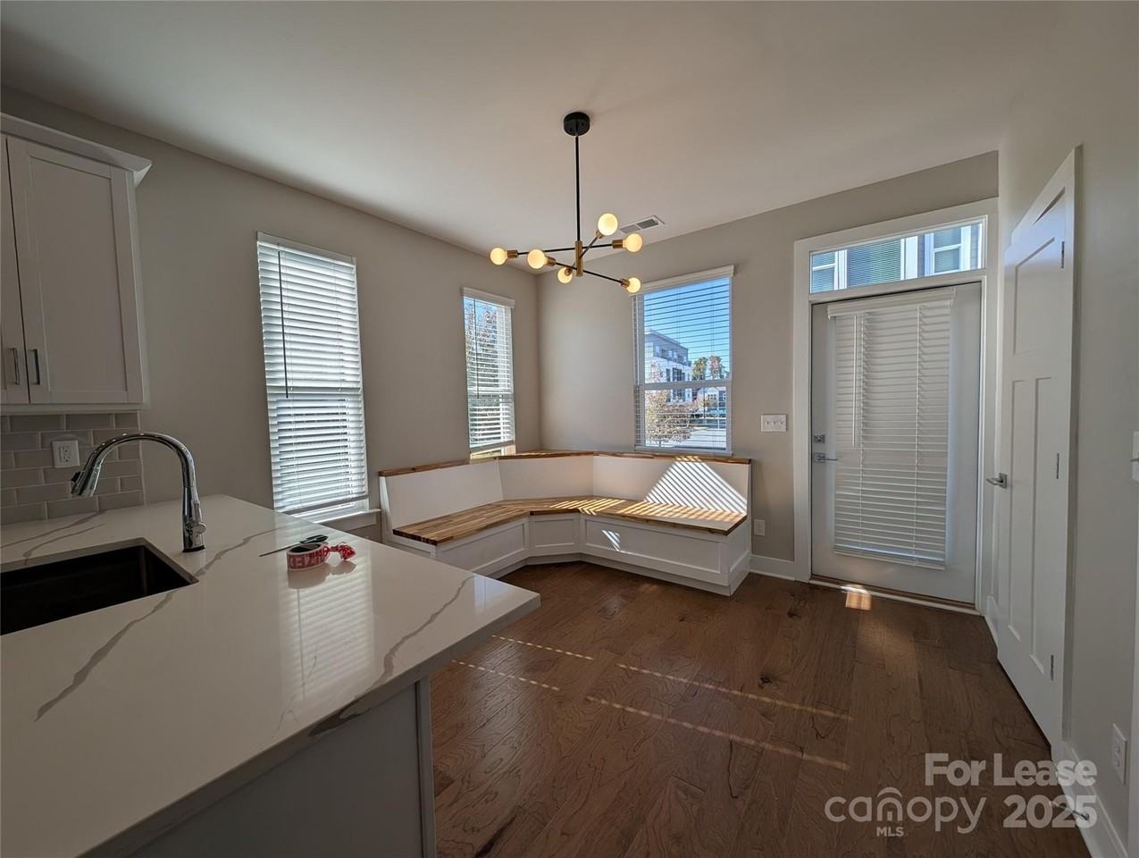 2322 Elizabeth Mill Pl - Photo 7 of 30