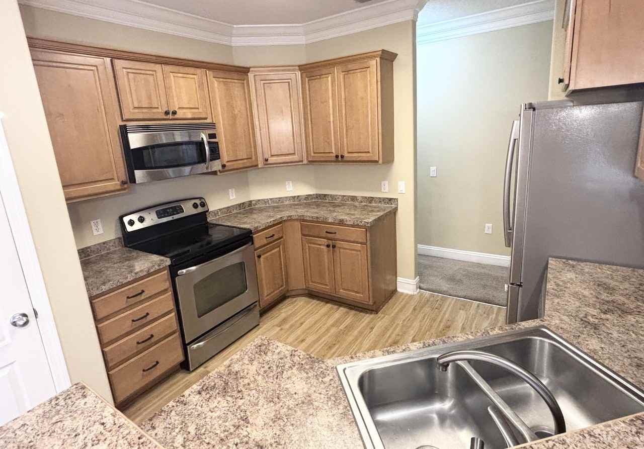 9561 Pouder Ln - Photo 6 of 20