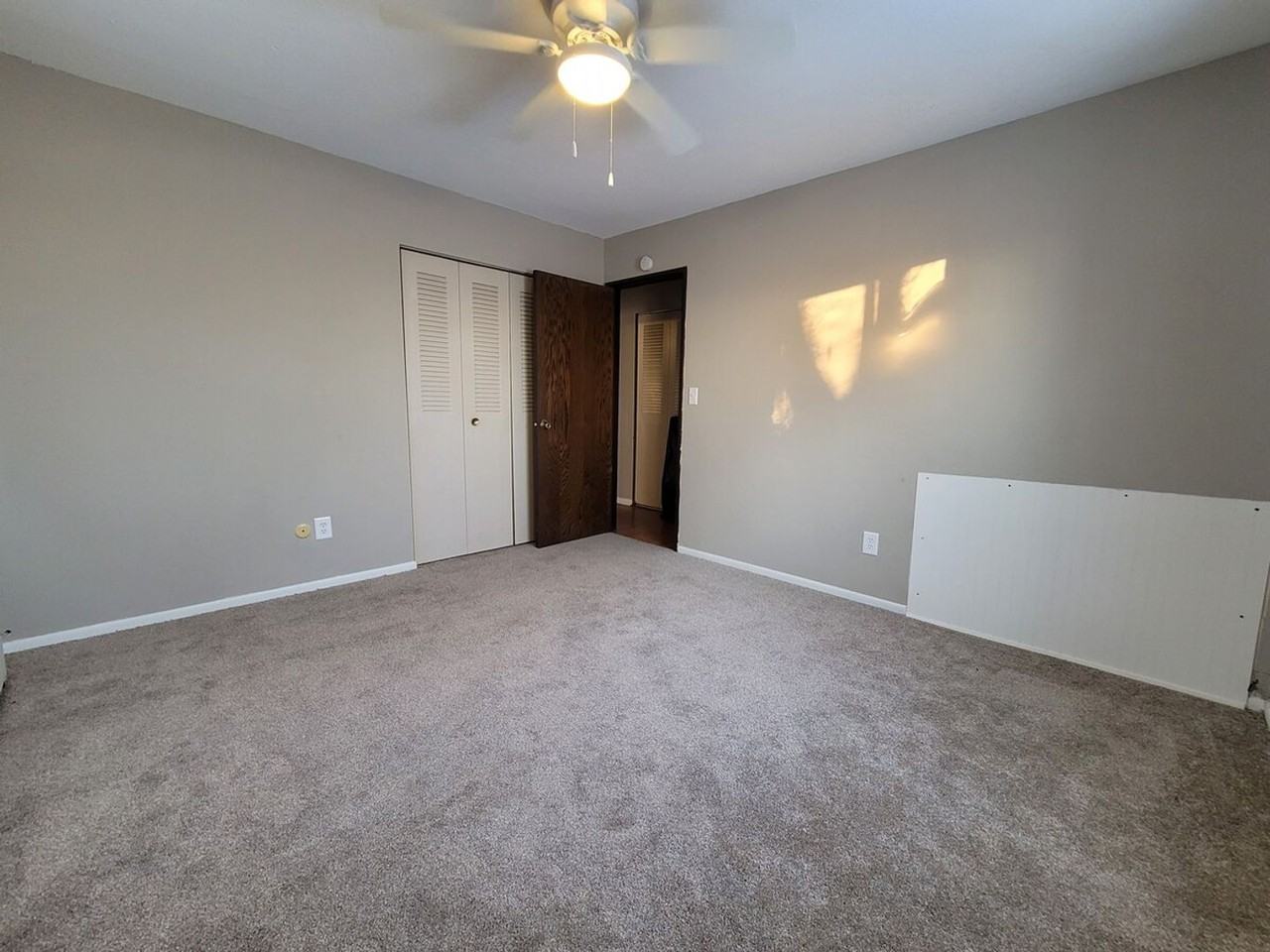 Marydale Lakeview Apartments - Photo 6 of 30