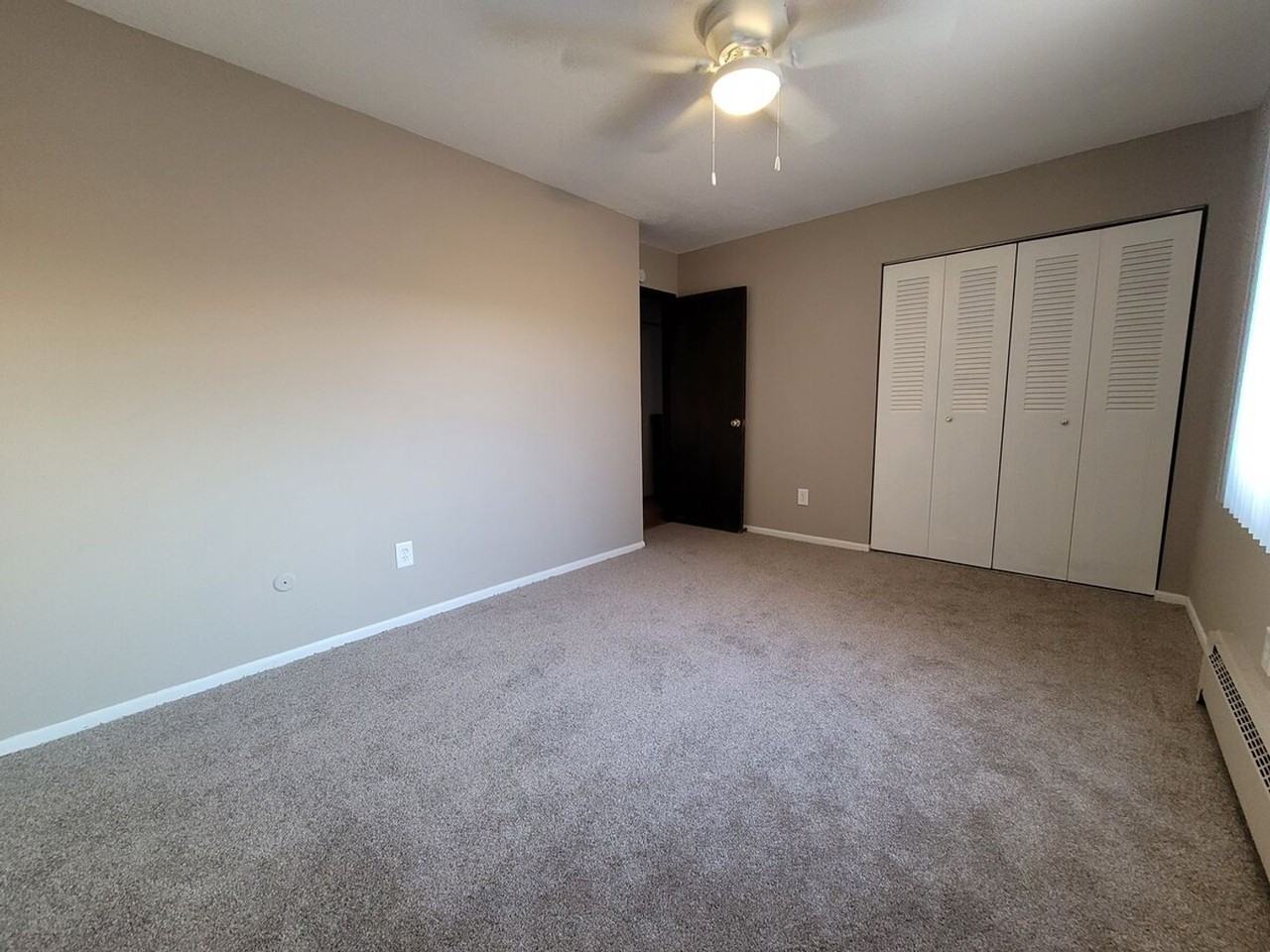 Marydale Lakeview Apartments - Photo 7 of 30