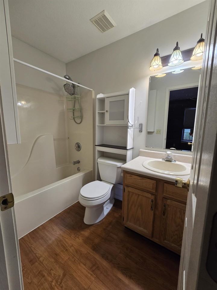 235 Spring Forest Ct - Photo 7 of 33