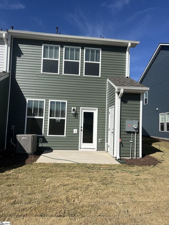 1327 Maplesmith Way - Photo 3 of 11