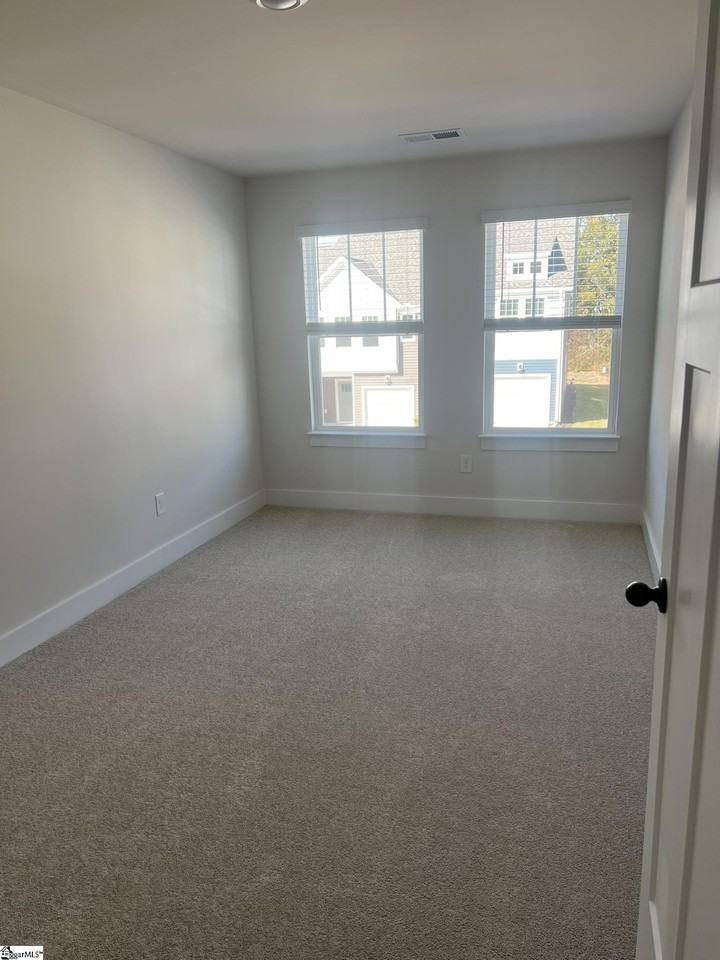 1327 Maplesmith Way - Photo 7 of 11