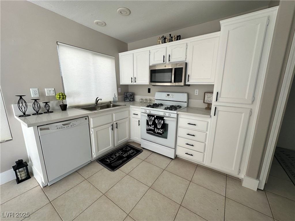 2413 Rue De Bourdeaux - Photo 7 of 29