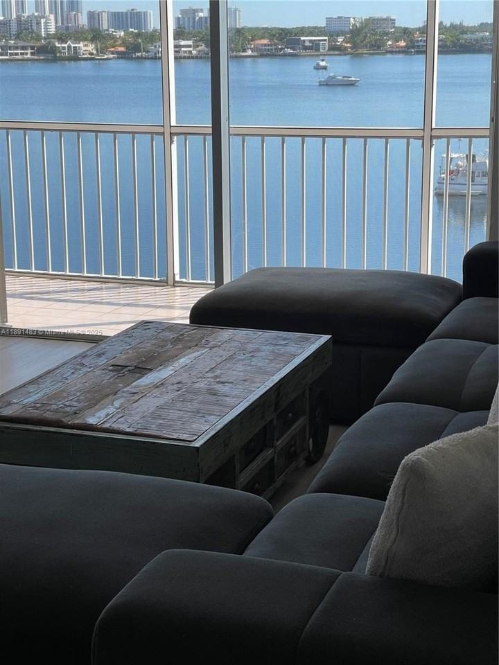 2910 Point East Dr #M601