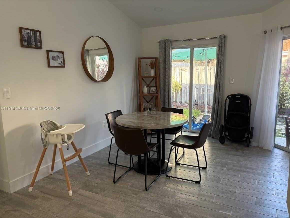 5593 Nw 102nd Pl - Photo 6 of 21