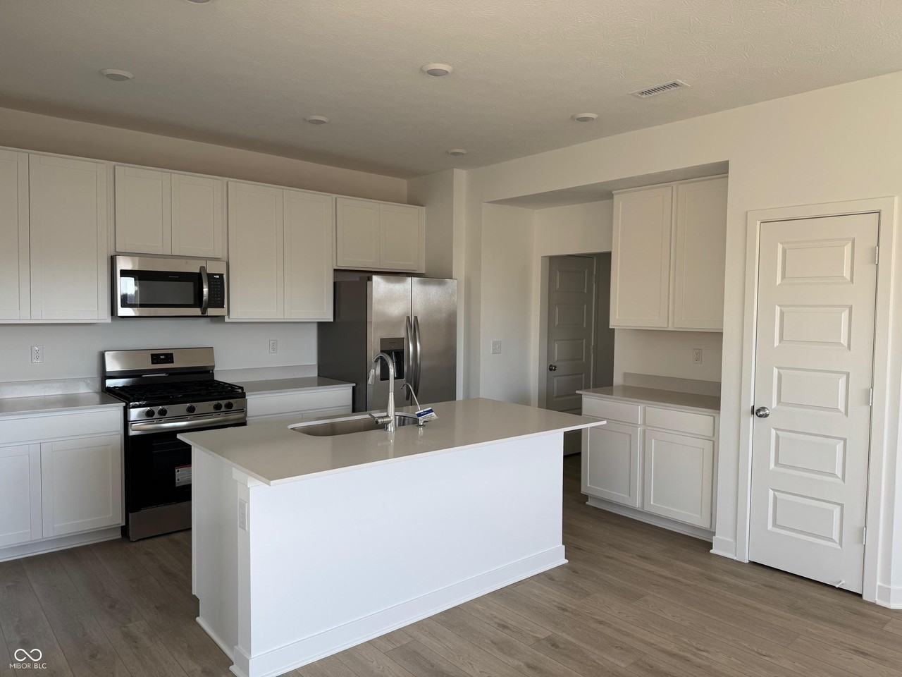 15122 Farrington Way - Photo 4 of 23