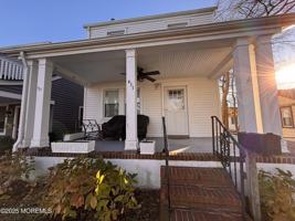 featured image of 411 Lincoln Ave