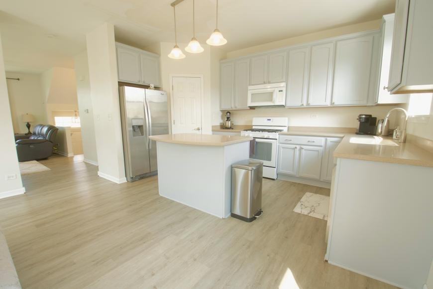 3128 Valley Fall Street - Photo 3 of 10