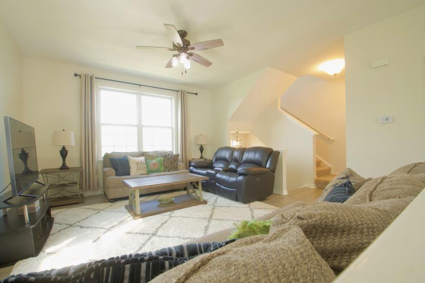 3128 Valley Fall Street - Photo 5 of 10