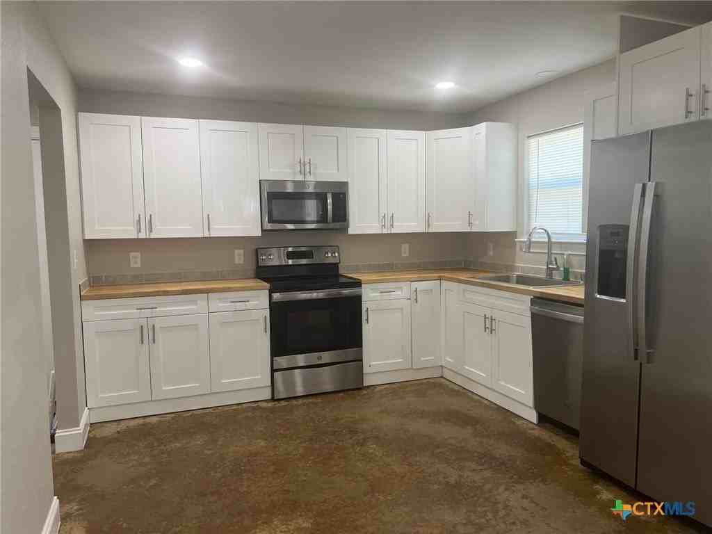 661 West Austin Street #P - Photo 2 of 12