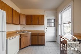 3523 North Racine Avenue #E3 - Photo 1 of 1