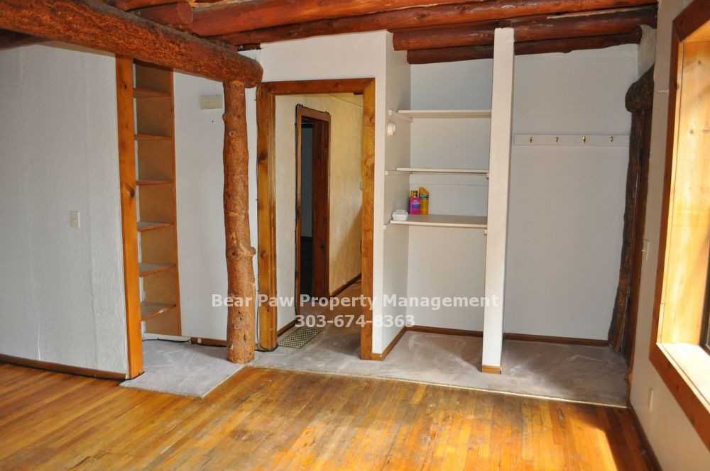 28017 Knowles Rd - Photo 3 of 5